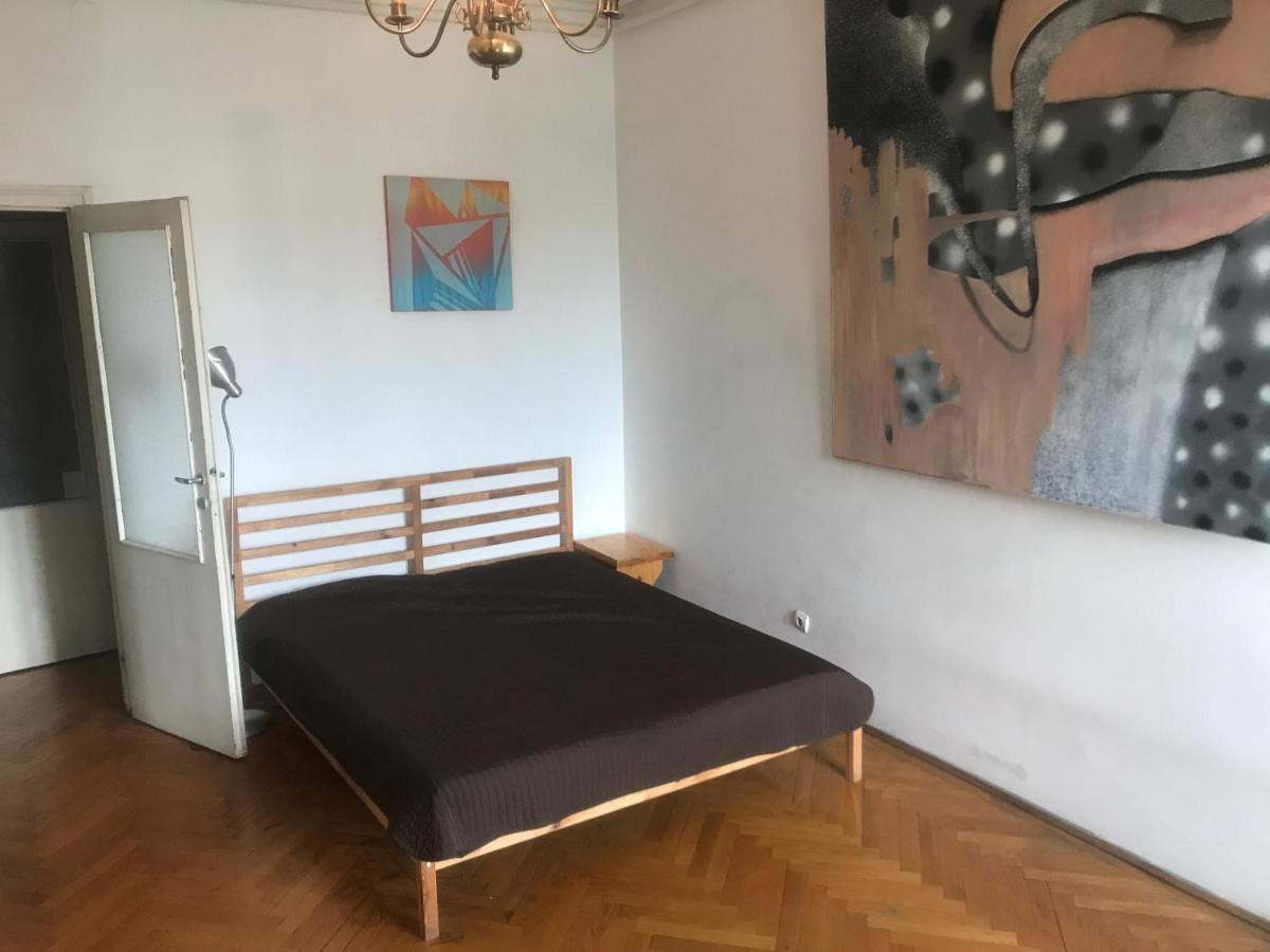 Spacious Apartman In The Center Budapeste Exterior foto